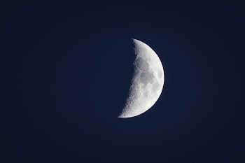 half moon