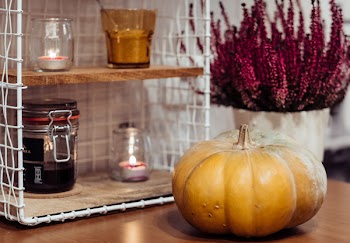 Halloween kitchen decoration 3