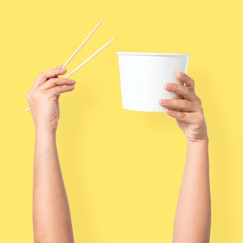 Hand holding bowl  for food concept | Free stock photo | High Resolution image