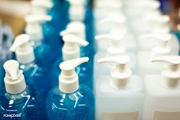 Hand sanitizer in pump bottles | Free  photo - 2293302