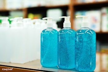 Hand sanitizer in pump bottles | Free  photo - 2293358