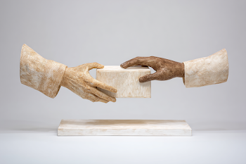 Hands Exchanging Package