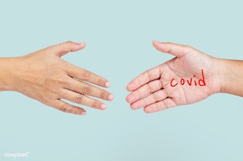 Hands with social distancing during coronavirus pandemic | Free  photo - 2299639