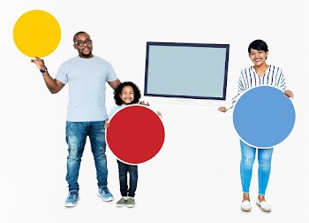 Happy family holding round boards and a scree.. | Free stock psd mockup - 490647