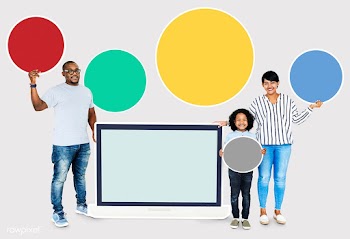 Happy family holding round boards and a scree.. | Free stock psd mockup - 490684