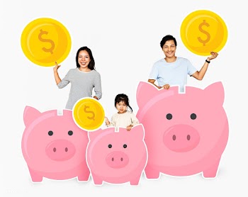 Happy family with savings in piggy banks | Free stock psd mockup - 490790