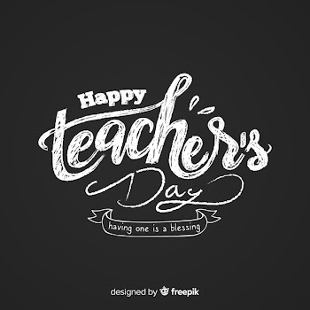 Happy teacher's day lettering on blackboard Free Vector
