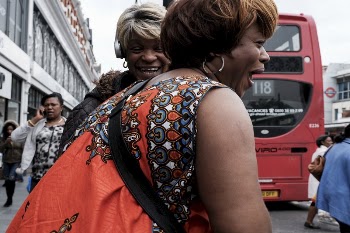 Happy women in London, United | Free Photo - rawpixel