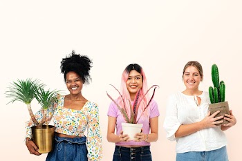 Happy women plant lovers holding potted… | Free stock photo | High Resolution image