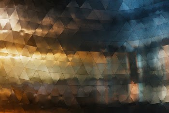 Has been circling around the spherical cinema in EC1 in Łódź taking lots of photos, finally got the one that I'm content with. Editing gave it A LOT, so I hope it doesn't fall into "overly edited" category :)