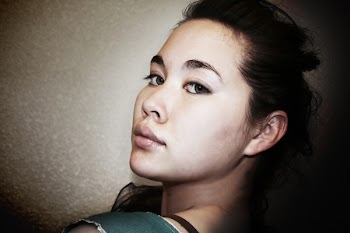 headshots-183_round_34.jpg