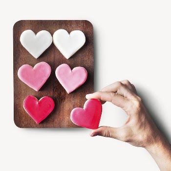 Heart cookies sticker, Valentine's dessert | Free PSD - rawpixel