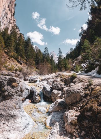 hiking in south tyrol