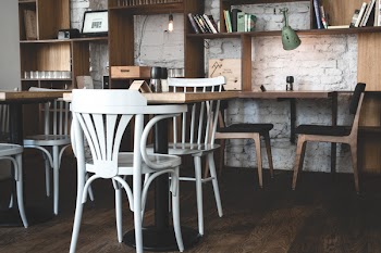 Hip bistro interior 