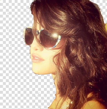Hith the light de selena g transparent background PNG clipart