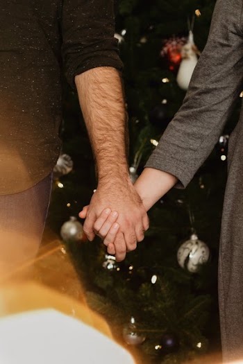 Holiday Hand Holders