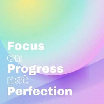 Holographic pastel Instagram post template, | Free Vector Template - rawpixel
