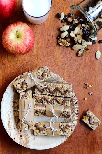 Homemade Granola And Muesli Bars