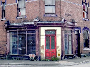 HORSEFAIR ANTIQUES.jpg