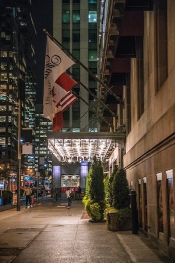 Hotel Entrance Lighting