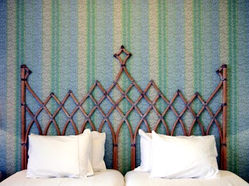hotelrooms121.jpg