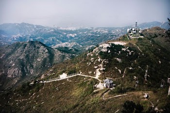 houses on green mountains