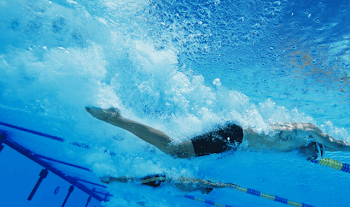 How to Develop an Awesome Underwater Dolphin Kick