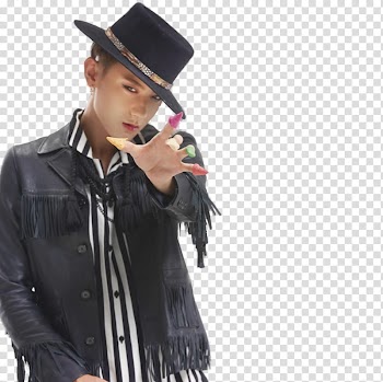 Huang Zi Tao, man wearing black hat raising left hand transparent background PNG clipart