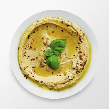 Hummus on a plate, food | Free PSD - rawpixel