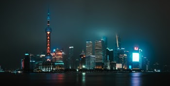 I stayed in Shanghai for around three days and I never got to see Shanghai without some combination of fog, mist, and rain. It was all worth it just for the aura that surrounded the skyline at night.