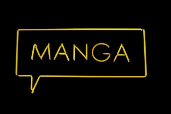 I was invited to a social at a sushi bar on the beach front and was impressed by the decor and style. I just love how the restaurant’s name is lit up against the black background.
