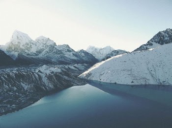 ice covered mountain photography
