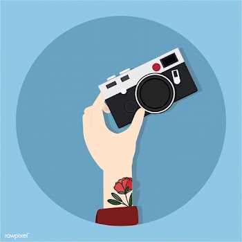 Illustration of hand holding camera | Free stock vector - 251724