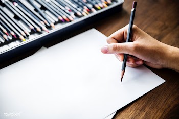 Illustrationist workspace concept with copy s.. | Free stock psd mockup - 385013
