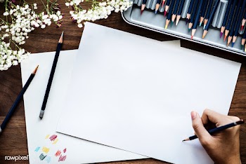 Illustrationist workspace concept with copy s.. | Free stock psd mockup - 385176