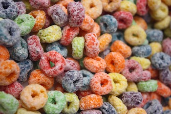 IMG_4578 fruitloops.jpg