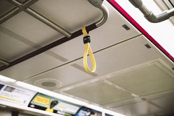 In Transit Passenger Handle