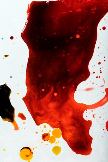 Infectious coronavirus blood stain  | Free  photo - 2288413