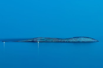 Island in the Middle of Ocean