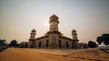 Itmad-ud-daula Mausoleum in Agra, India