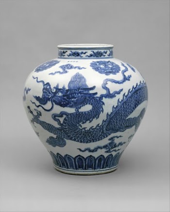 Jar with Dragon | Free Photo - rawpixel