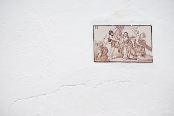 Jesus carrying cross painting on wall