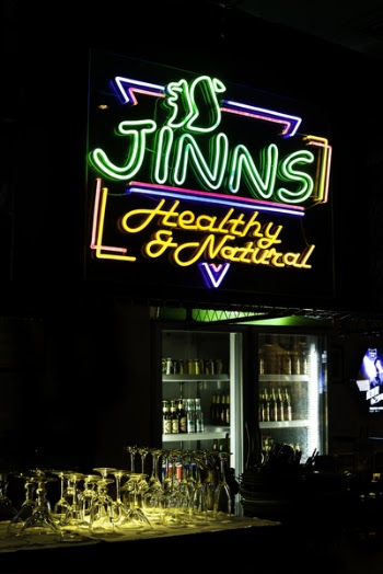 Jinns Healthy and Natural Neon Light Signage