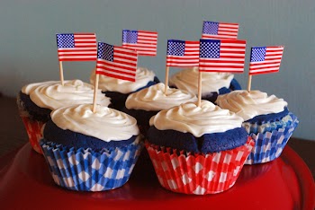 july4cupcake.jpg