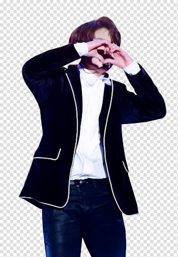 JUNGKOOK BTS , man showing heart hand sign transparent background PNG clipart