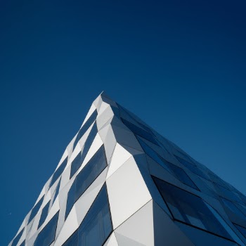 Keystone Office, Praga, Czech republic

New modern architecture of Karlin district, Prague. After the devastating flood in 2002, several administrative buildings were built in this part of Prague. The “Keystone office” building is one of them.
 Architectonically unique Object “Keystone”, which is a modern interpretation of Czech Cubism. The project bears the unmistakable manuscript of Swiss architects Mathias Müller and Daniela Niggli from the world renowned Swiss architectural office EM2N.