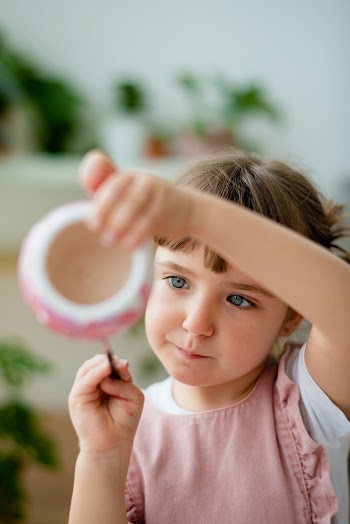 Kid DIY pot painting hobby at home | Free stock photo | High Resolution image