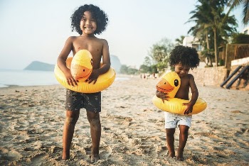 Kids playing at the beach | Free Photo - rawpixel