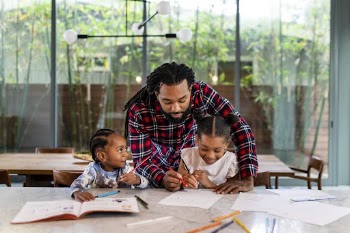 Kids studying from home during pandemic | Free Photo - rawpixel