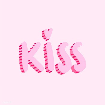 Kiss typography vector in pink | Free stock vector - 472425